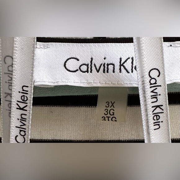 Calvin Klein Striped Top - Picture 2 of 3